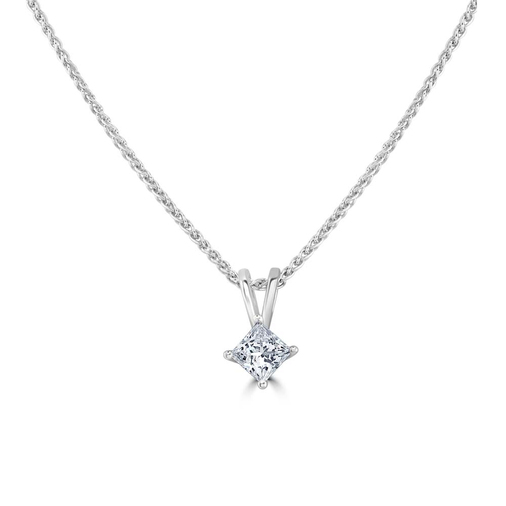 18ct White Gold Diamond Pendant