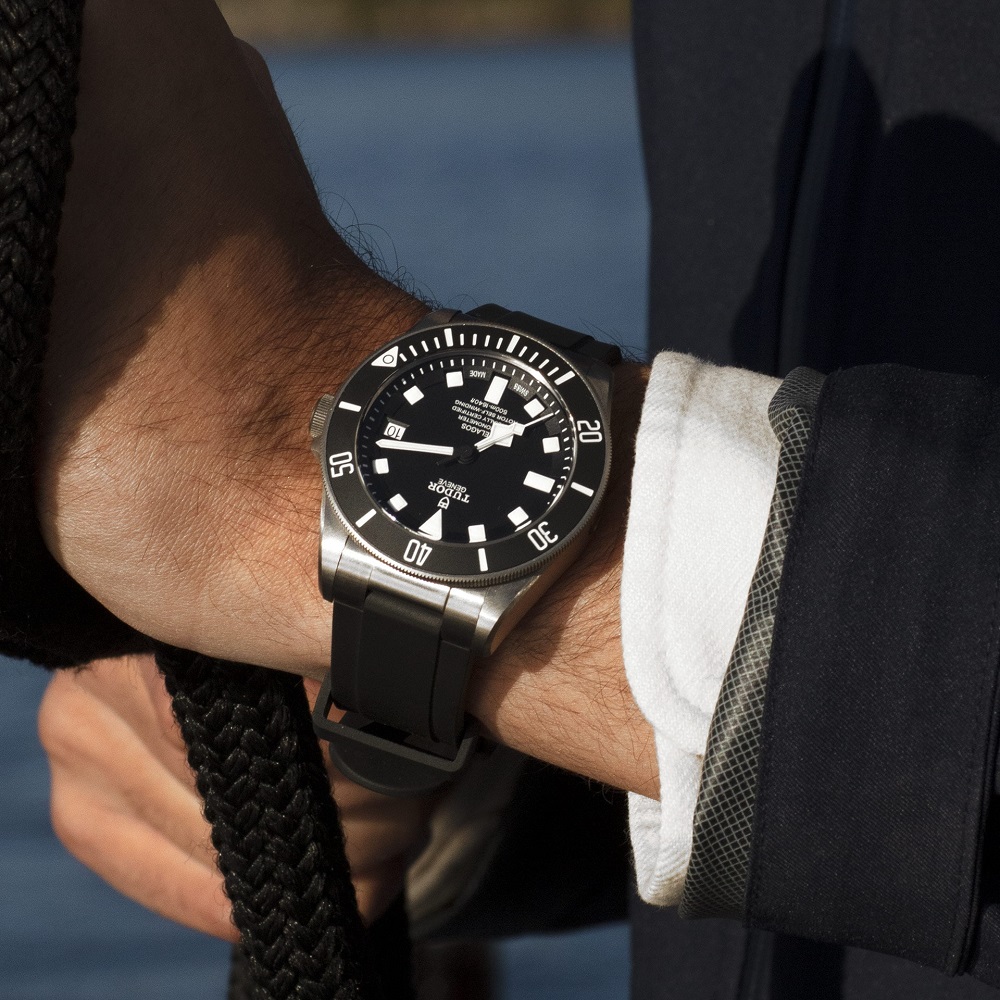 Tudor pelagos black 2025 rubber strap